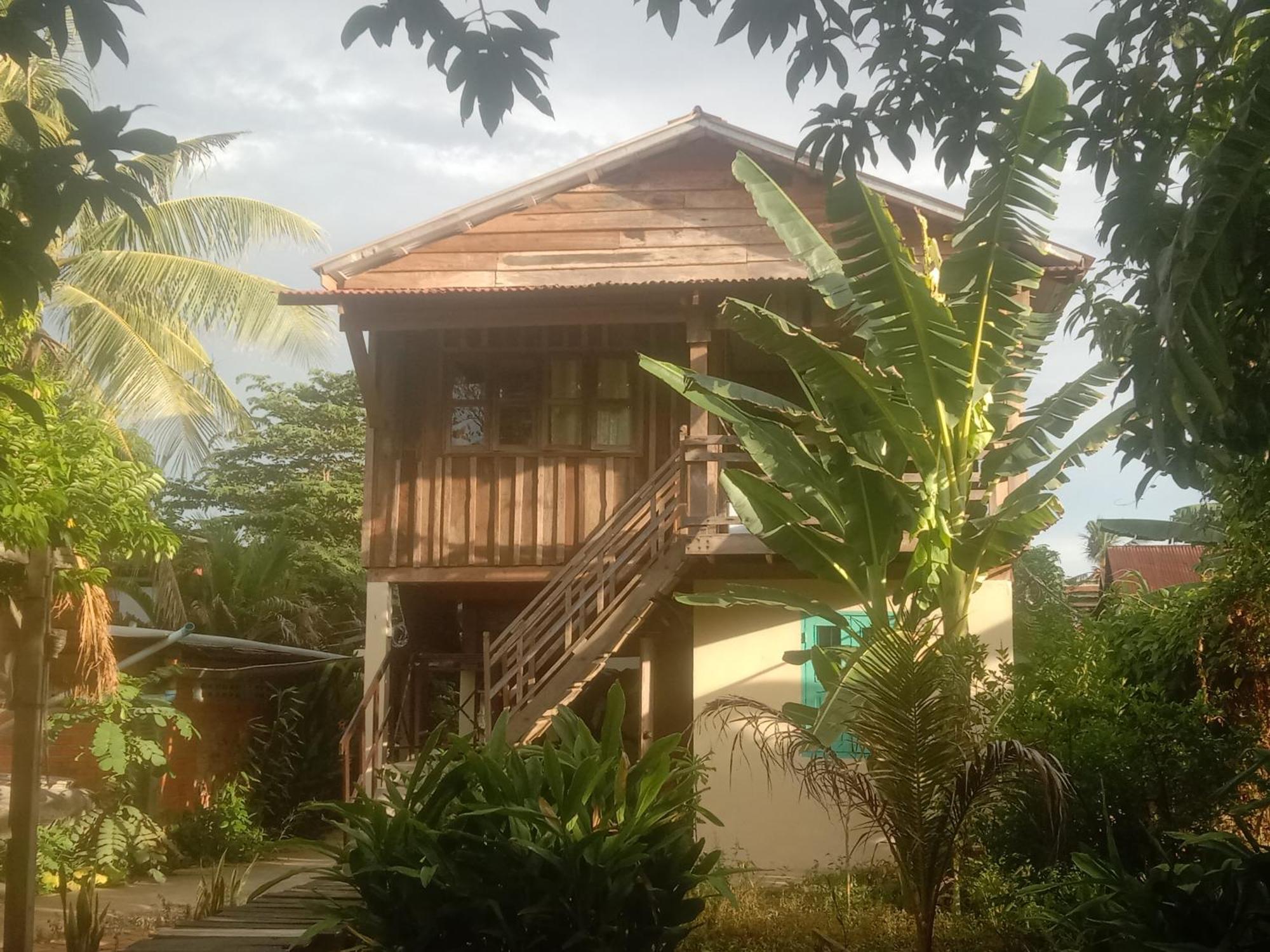 O'Hamok Family Homestay Battambang Exterior foto